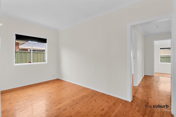 13 Oxford St, Cambridge Park NSW 2747 - House For Rent | Domain - Photo 1