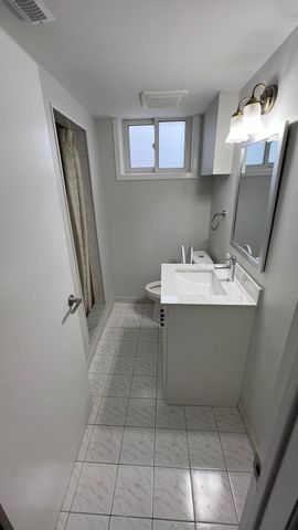 For Lease - 989 McBride Avenue Unit# BASEMENT, Mississauga, Ontario - Photo 2