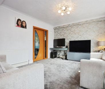3 bedroom terraced house to rent - Photo 2