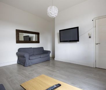 4 bed maisonette to rent in Chillingham Road, Heaton, NE6 - Photo 1