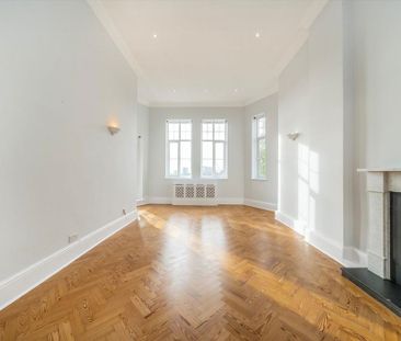 3 bedroom flat to rent - Photo 3