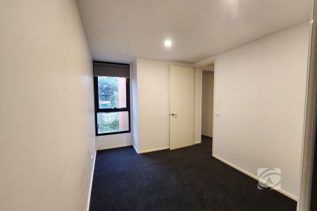 CONVENIENT LIVING IN PRIME BORONIA LOCATION - Photo 3