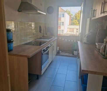 zentralgelegene, helle 2 Zimmerwohnung in Krefeld Stadtmitte - Photo 3