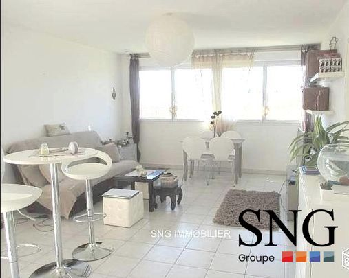 T2 AVEC TERRASSE ET PARKING - Photo 1