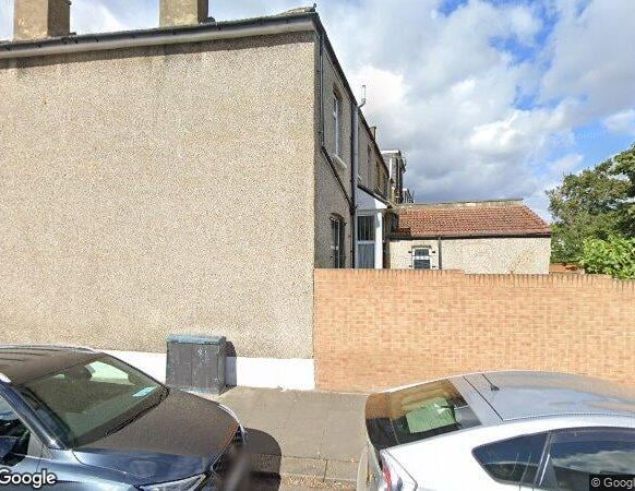 Room in a Shared House, Warwick Gardens, IG1 - Photo 1