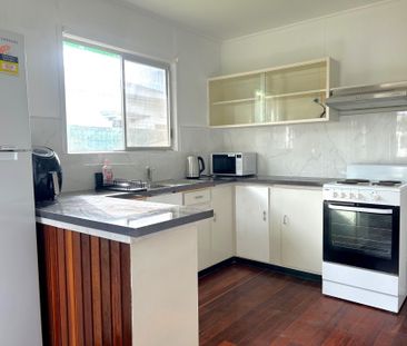 Room 3/8 Ranfurly Street, Newtown - Photo 4