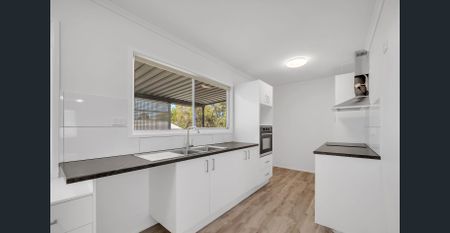 Perfect Family Home! - Photo 5