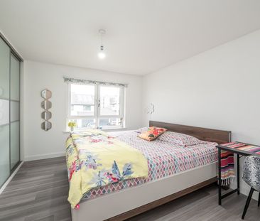 4 bedroom detached house to rent - Photo 5