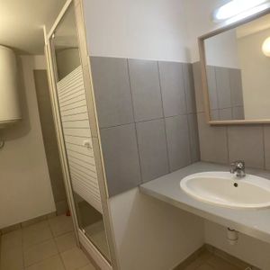 Location Appartement 1 pièce 22m² AURIOL 13390 - Photo 2