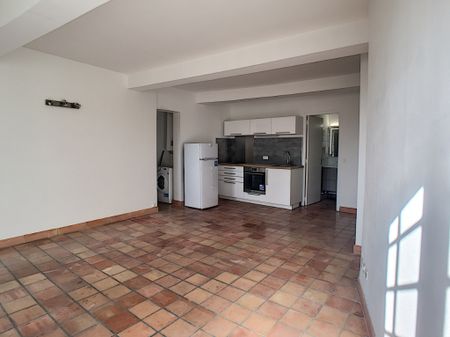 APPARTEMENT - STUDIO - 32 m², - Photo 2