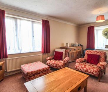 4 bedroom detached house to rent - Photo 5