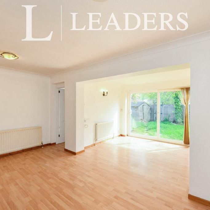 4 bedroom terraced house to rent - Photo 1