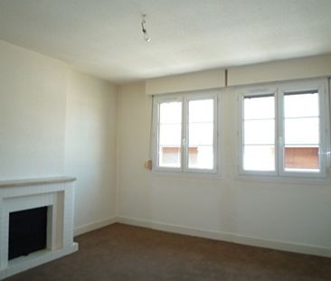 Location Appartement 3 pièces 96m² LOUVIERS 27400 - Photo 3