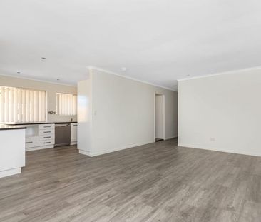 Spacious Family Home With The Perfect Outdoor Living Space! - Photo 1