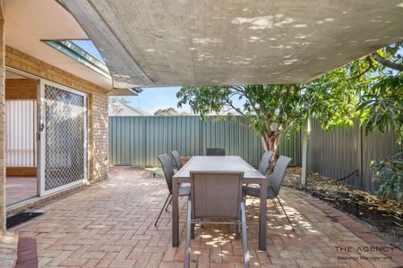 Welcome to 15 Clydesdale Street, Alfred Cove! - Photo 4