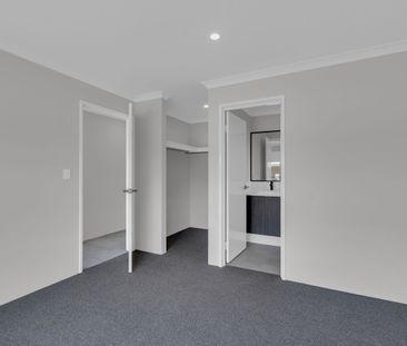 Four Bedroom Home in Whitby - Photo 1