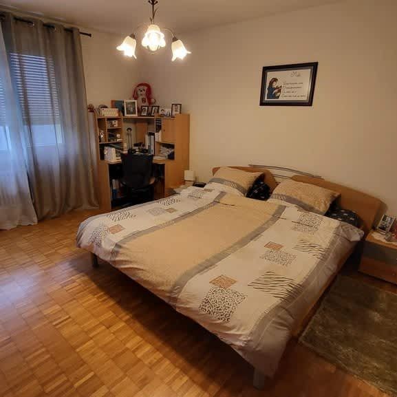 4 Zimmer, 94 m², 2. Stock - Photo 1