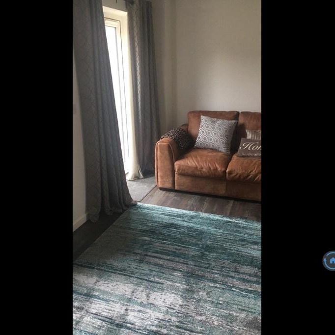 4 bedroom terraced house to rent - Photo 1
