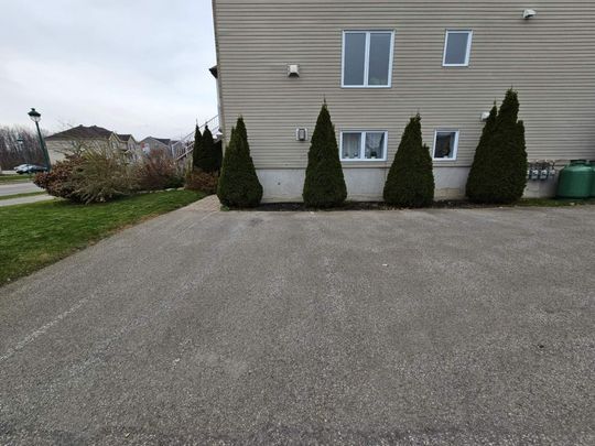 Appartement à louer - Saint-Eustache (Nord Est) - Photo 1