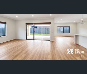5 Burbidge Street, Truganina, Vic 3029 - Photo 4
