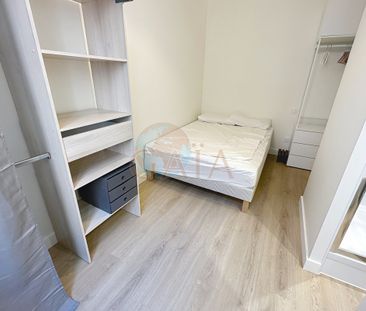 CANNES SQUARE CARNOT CHARMANT 2P A LOUER MEUBLE GARAGE - Photo 1