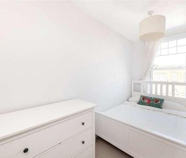 Queenstown Road, Battersea, London, SW8 - Photo 5