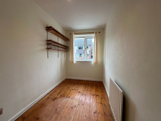 3 Bed Semi-Detached House, Low Road, S6 - Photo 1