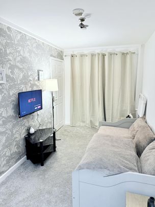 1 bedroom bungalow to rent - Photo 1