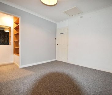 2 bedroom end of terrace house to rent - Photo 1