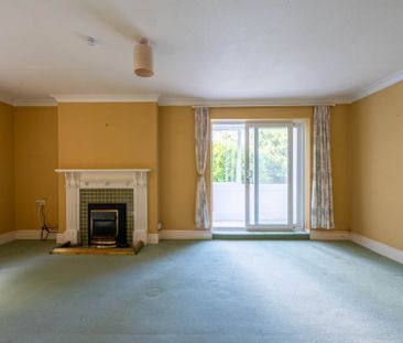 Stoneleigh Court, Lansdown Road - Photo 2