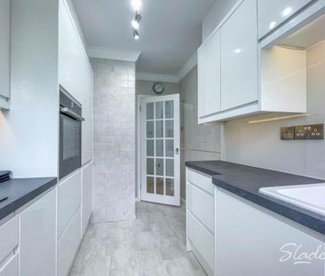 2 bedroom apartment to rent - Photo 2