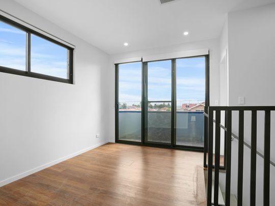 Luxury Family Home - Photo 1