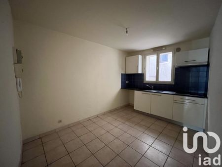 Appartement 2 pièces de 46 m² à Bagnols-sur-Cèze (30200) - Photo 2