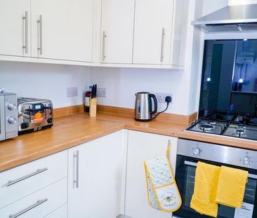 1 bedroom in a house share to rent - Photo 5