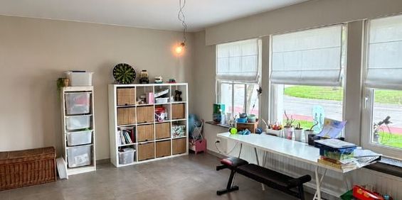 Huis te huur in Sint-Pieters voor € 1.300 met 4 slaapkamers - Photo 3