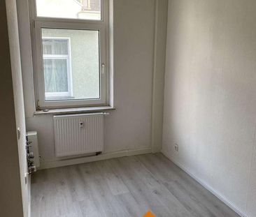 Erstbezug nach Sanierung Besichtigung am 3.12. von 10-14 Uhr - Photo 1