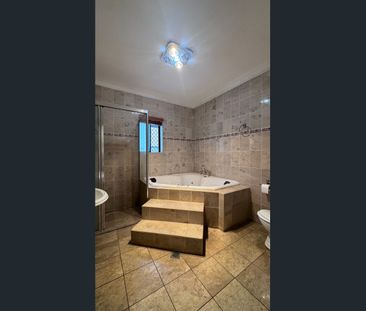 $630 per week – Water & Internet Included - Photo 3