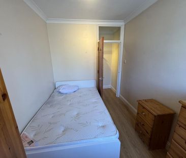 Welbeck Avenue, Southampton - Photo 3