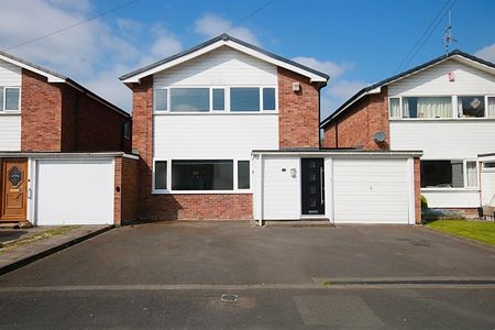 Lyndhurst Close, Wilmslow - Photo 3