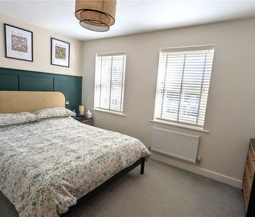 3 bedroom semi-detached house to rent - Photo 2