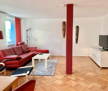 Komplett möblierte 2-Zimmer-Wohnung mit Balkon, EBK und Parkplatz i... - Foto 1