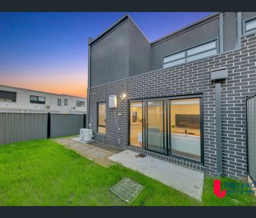 Townhouse for rent in Kalkallo - Photo 3