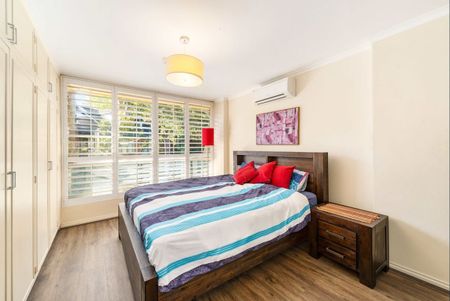 Spacious Apartment In An Ideal Location - Photo 3