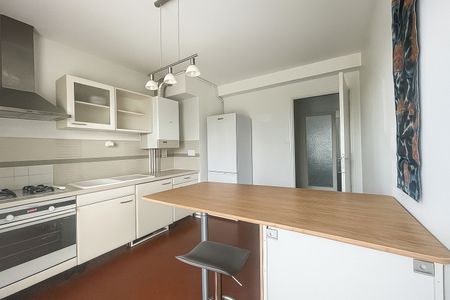 Location Appartement 3 pièces 83m² - Photo 2