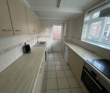 Room 1, 56, Ripon Street, Preston - Photo 1