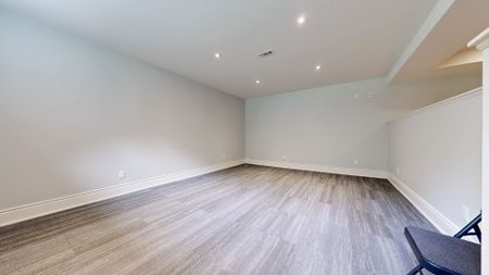 For Lease - 5556 VIVIAN Road, Whitchurch-Stouffville, Ontario - Photo 4