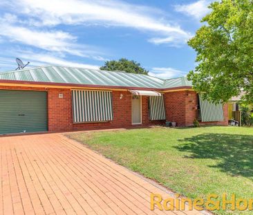 11 Websdale Drive, Dubbo, NSW 2830 - Photo 5