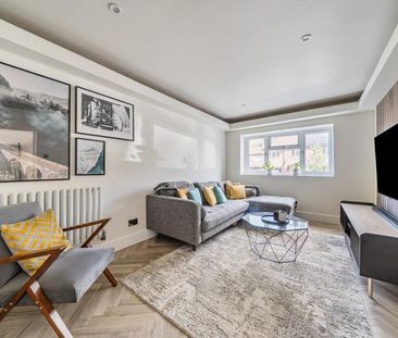 5 bedroom detached house to rent - Photo 3