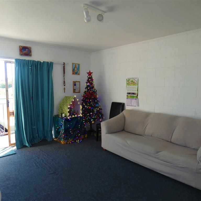 ELLERSLIE, 2 BEDROOMS - Photo 1