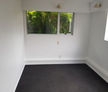 3 x bedroom Paparangi, close to schools and shops - Photo 3